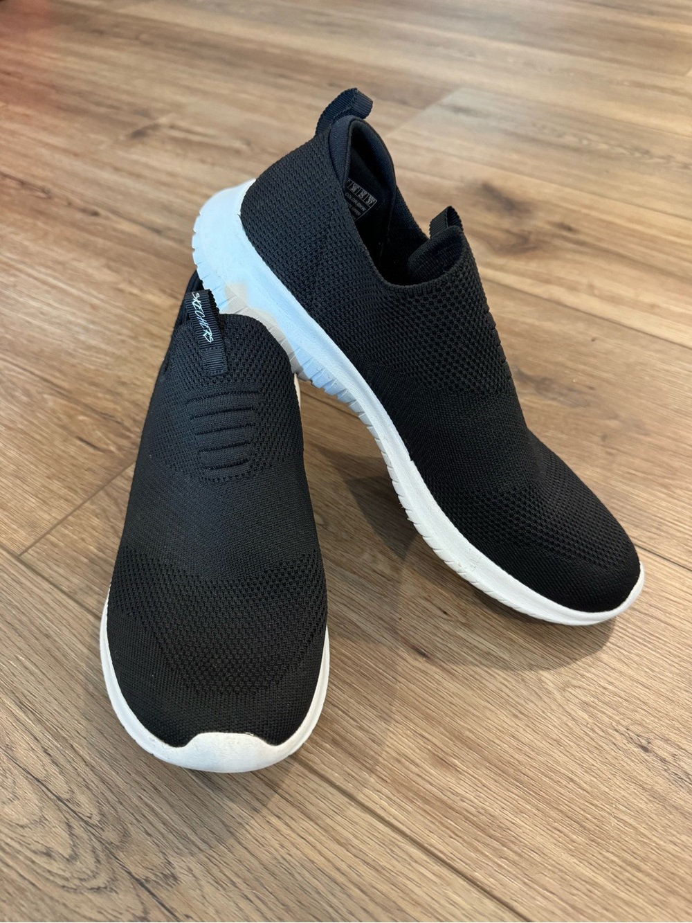 Skechers Women's Ultra Flex slip-on sneakers